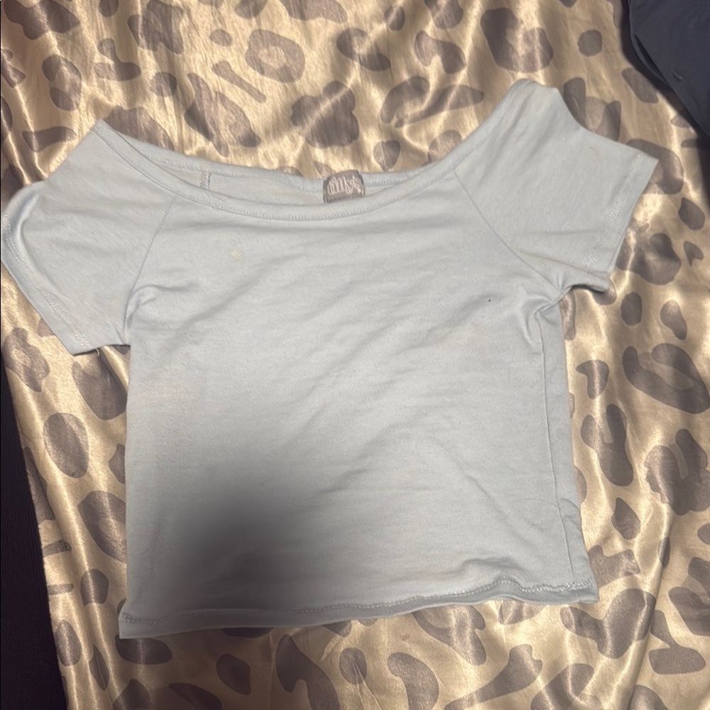 RSQ Gray Fitted Crop Blouse Short Sleeve